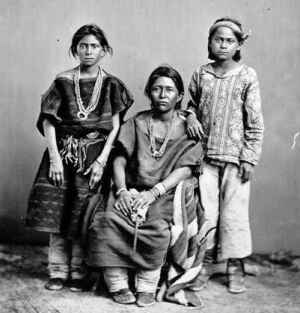 navajo-woman-children